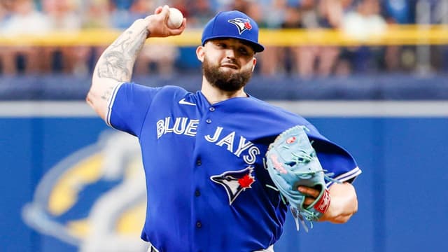 Angels Take Low-Cost Gamble on Former Cy Young Finalist Alek Manoah