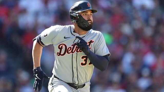 AJ Hinch Defends Pinch-Hit Call, Says Move Was ‘Not a Knock’ on Riley Greene