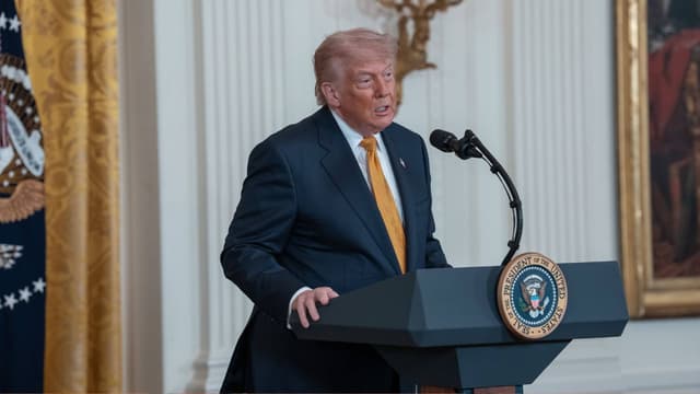 “It’s Unwatchable”: Donald Trump Calls NFL’s Kickoff Rules ‘Stupid’