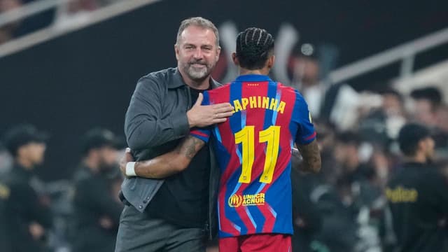 Raphinha Calls Hansi Flick ‘Like a Father’ After Clasico Title Win