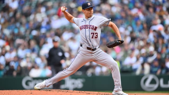 Cubs Claim Christian Roa Off Waivers