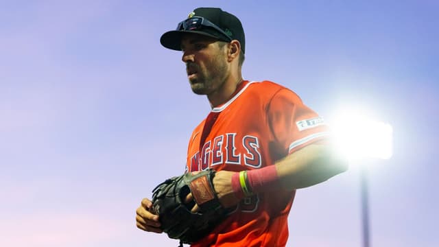 Chris Taylor Officially Retires After Dodgers World Series Run