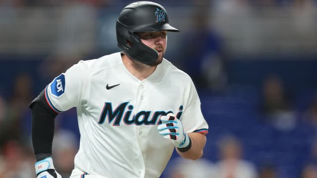 Liam Hicks Blasts Two Homers to Lift Marlins Past Mets