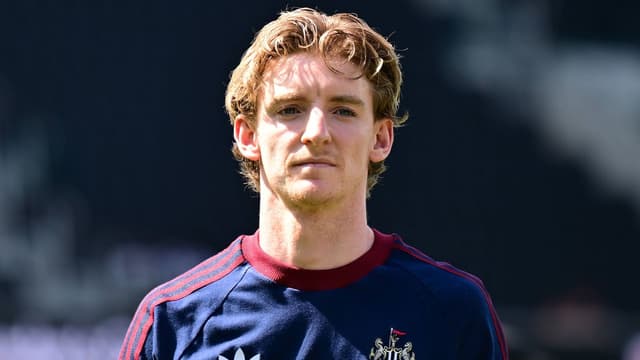 Barcelona Advance in Pursuit of Anthony Gordon