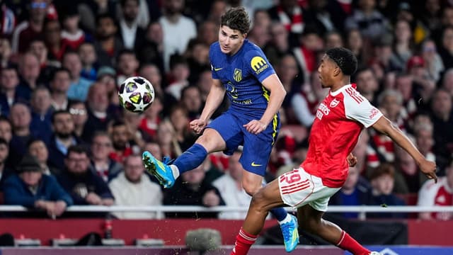 Julian Alvarez Favors Barcelona Despite Arsenal Push
