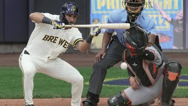 David Hamilton Leads MLB in Bunt Hits After Red Sox Trade