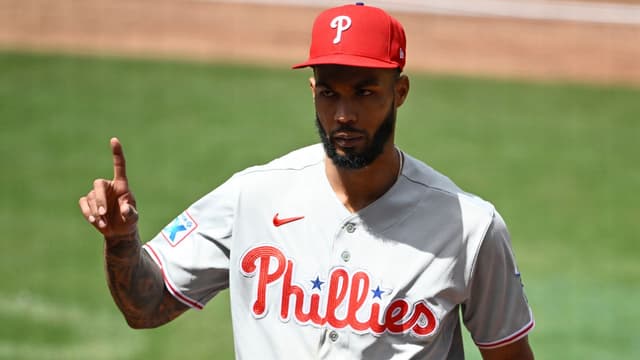 Cristopher Sánchez Sets Left-Handed Scoreless Innings Record