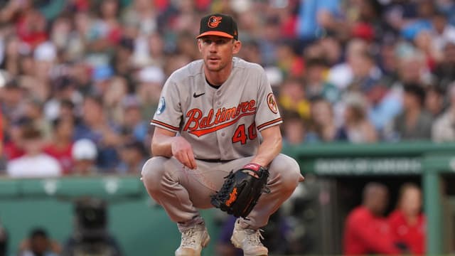 Chris Bassitt Exits Orioles Loss With Lower Back Tightness