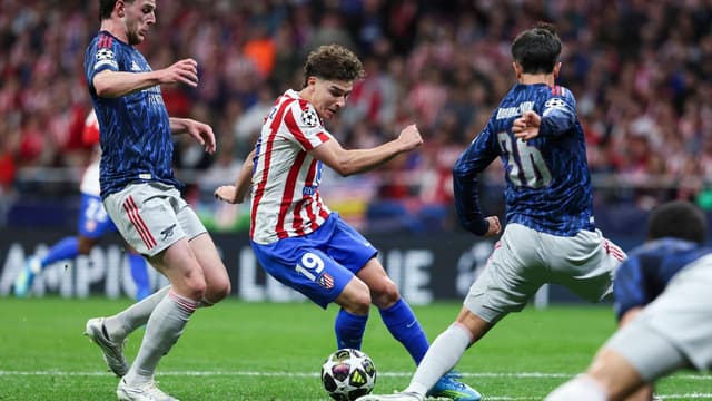 Barcelona Reportedly Place $116M Offer for Julian Alvarez