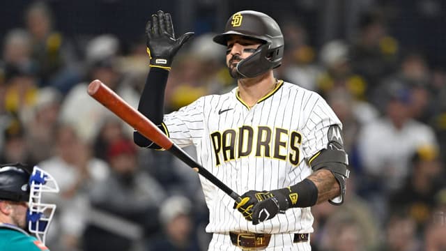 Padres Release Nick Castellanos After Rough Stint