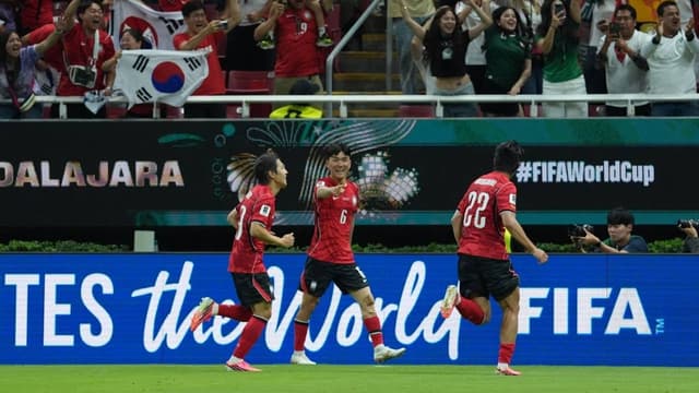 Hwang In-beom Named Superior Player of the Match for S. Korea vs Czechia Game