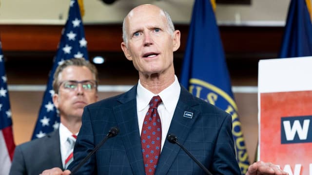 Senator Rick Scott Tells Australian Fans to Respect Donald Trump