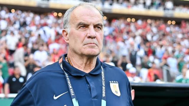 Uruguay Planned for Quarterfinals, Finished Third in Group H and Missed Knockouts Again