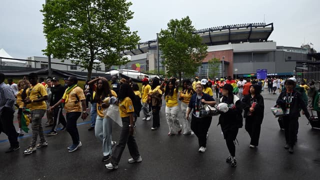 Ticket Chaos Left Hundreds of Ghana Fans Outside Stadium During Croatia Clash