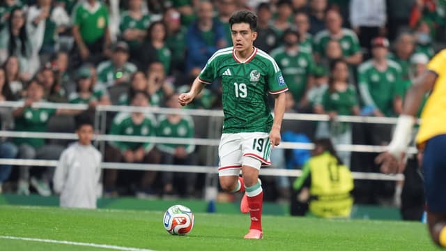 Manchester United Pull Out Of Race For Mexican Wonderkid Gilberto Mora