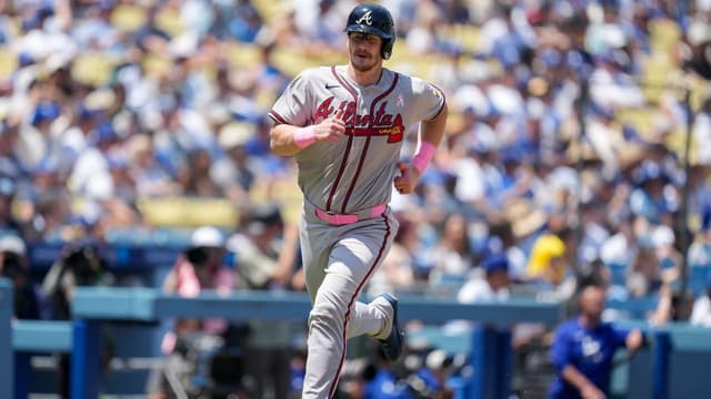 Braves Manager Leaves Sean Murphy Rehab Timeline Unclear After Finger Injury