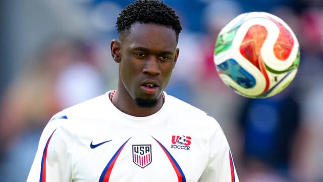 Folarin Balogun Breaks Silence on Donald Trump-FIFA Red Card Reversal Storm