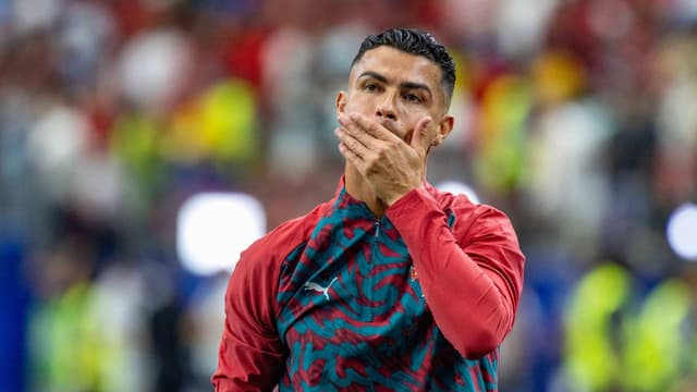 Ronaldo Nazario Doubts Cristiano Ronaldo's Body Can Support a World Cup's Demand