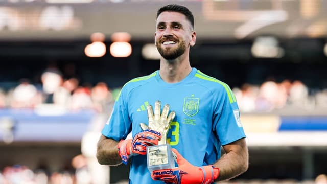 Unai Simon’s Golden Glove Award Comes With a Wild Final Stat