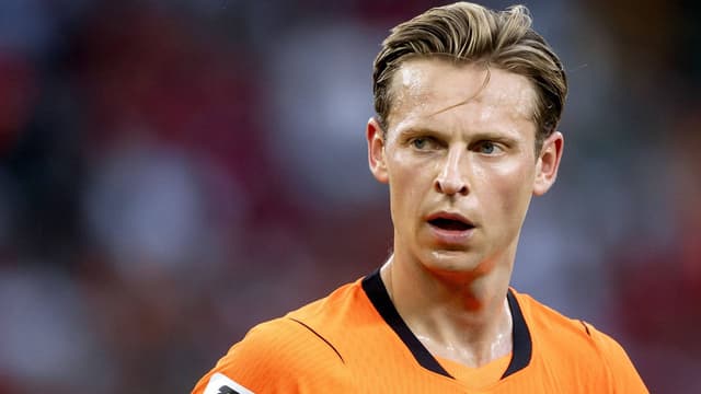 Frenkie de Jong Medical Update Undercuts Hansi Flick Clash Claims