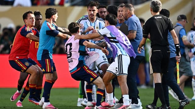 Argentina Players, Coach Face FIFA Probe Over World Cup Final Brawl and Falklands Banner