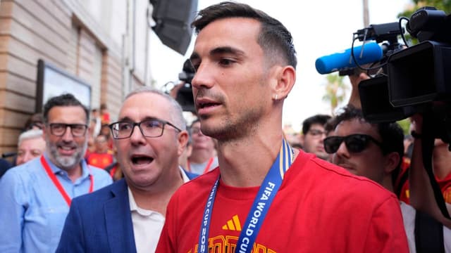 Chelsea Targets PSG's $70.1M Fabian Ruiz After Xabi Alonso Request