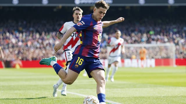 Hansi Flick Tells Fermin Lopez to Accept Barcelona Substitution Decision