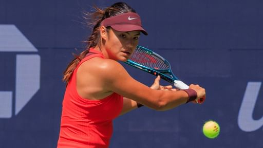 Serena Williams’ Ex-Coach Reveals What Emma Raducanu Did Wrong vs Elena Rybakina
