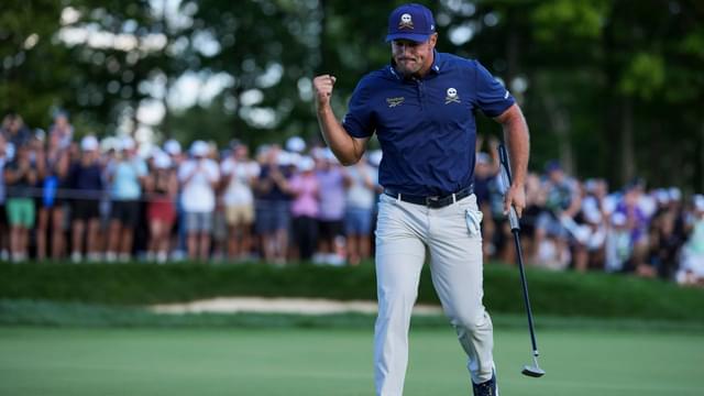 Bryson DeChambeau Hits Trick Shot, Puts $325K Bentley Up for Giveaway
