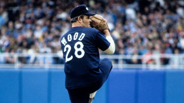 Wilbur Wood Dies at 84