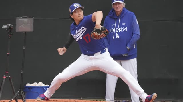 Shohei Ohtani Takes Mound, Escapes Scare In Live BP