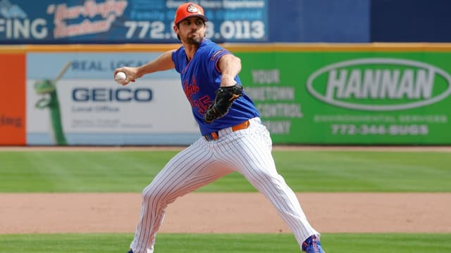 Carlos Mendoza Sets Controlled Four-Batter Plan for Clay Holmes