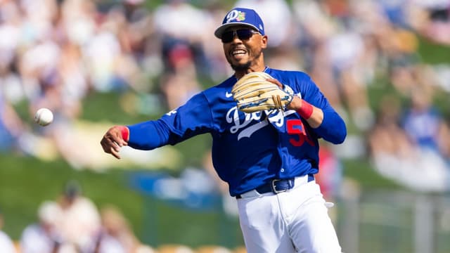 Betts Locked In: “I’m Just Cruising” — Roberts Sees MVP Season Ahead