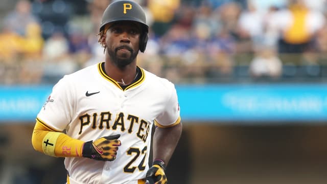 Andrew McCutchen Signs with Texas Rangers on Minor-League Deal