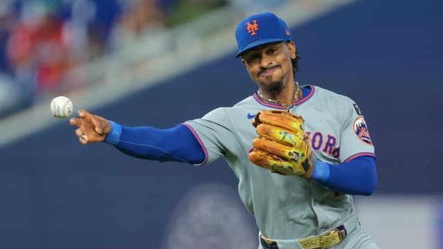 Carlos Mendoza Sees Francisco Lindor’s Power Returning After Surgery