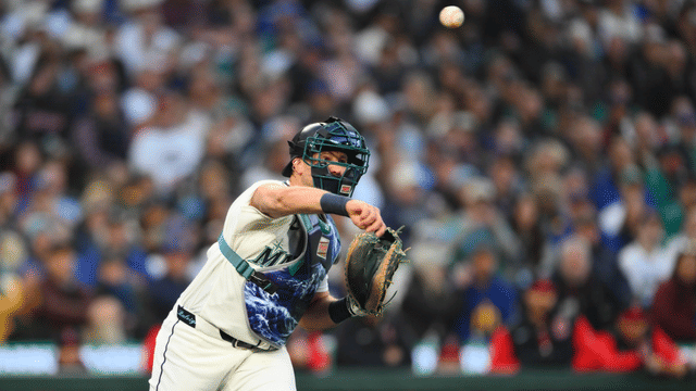 Cal Raleigh’s Cold Spell Extends From WBC Into Mariners Opener