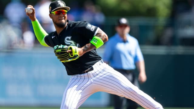 Blue Jays Acquire Lenyn Sosa, Transfer Shane Bieber To 60-Day IL