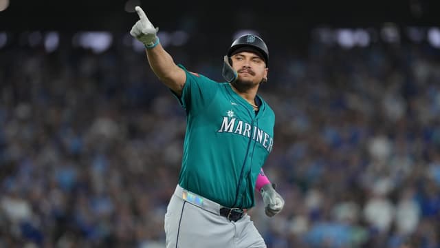 Josh Naylor Launches First HR, Mariners Strike Early 3-0