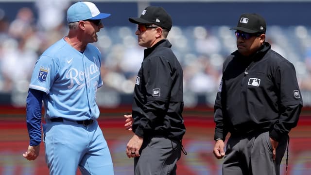 Royals’ Matt Quatraro Ejected Minutes Into Game Vs Yankees
