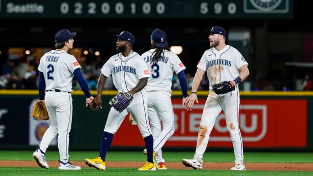 Mariners Climb Above .500 For First Time Since March 30