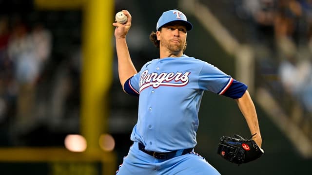 Jacob deGrom Dominates As Rangers Crush Guardians 10-0