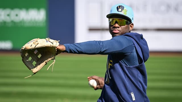 Luis Lara Nearing Eight-Year Deal With Milwaukee