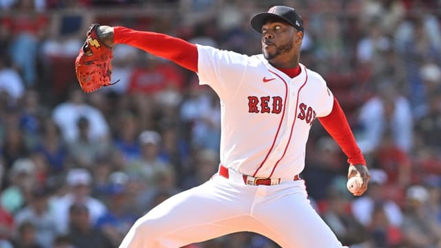 Red Sox Continue Spiral With Fourth Straight Loss