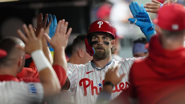 Bryce Harper's Heavier Bat Sparks Historic Surge for Phillies