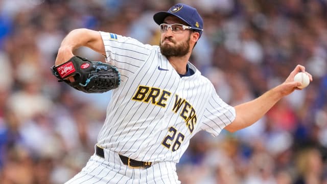 Brewers' Aaron Ashby Leads MLB With 11 Wins Out of the Bullpen