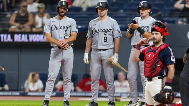 Guardians, White Sox Battle for First Place in AL Central Finale