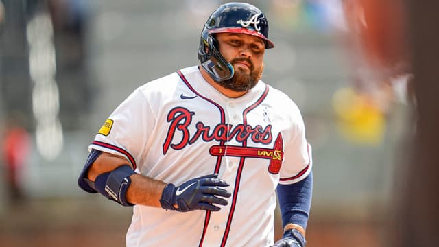 Braves Reunite With Rowdy Tellez on New Minor League Deal