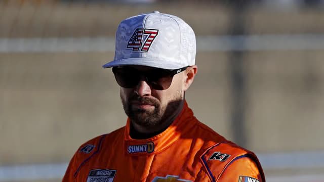 Ricky Stenhouse Jr. Pays Tribute to Michael Annett on Untimely Passing