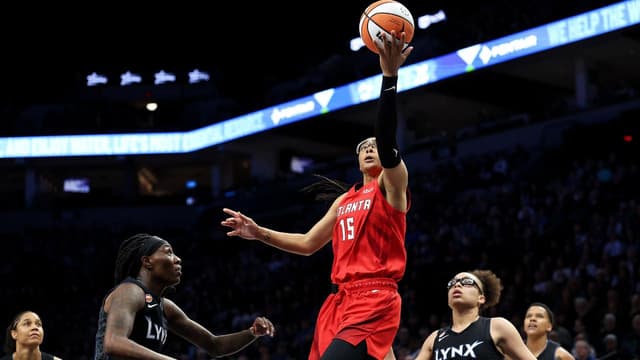 Allisha Gray Leads Dream to Massive Win Over Lynx