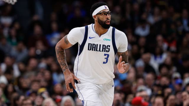 Anthony Davis Leads Mavericks to Surprise Win vs. Rockets